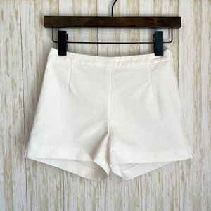 H&M Flat Front Mid Rise White Shorts | 2 XS